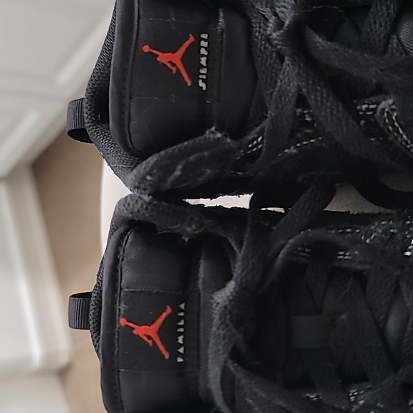 Nike Jordan's - Picture 7 of 8